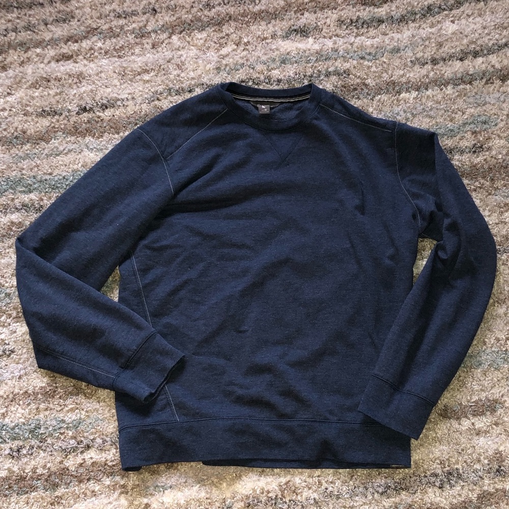 Eddie Bauer Men’s Deep Blue Crew Neck Pullover